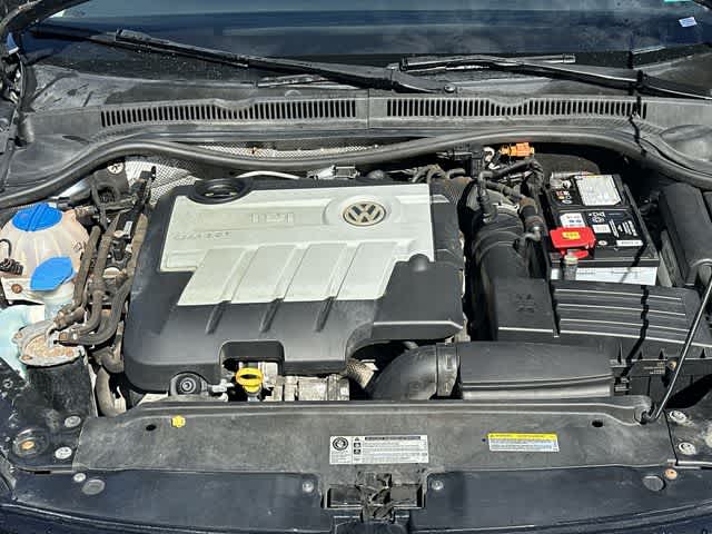 Thumbnail: 2014 Volkswagen Jetta - 19