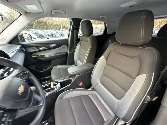 Thumbnail: 2025 Chevrolet TrailBlazer - 15