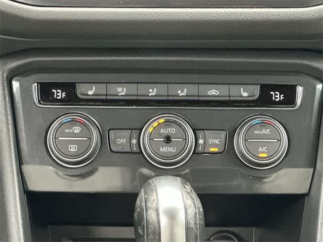 Thumbnail: 2021 Volkswagen Tiguan - 15