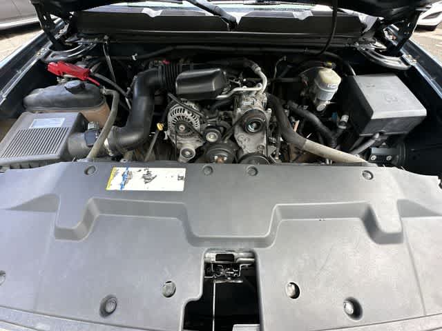 Thumbnail: 2010 Chevrolet Silverado 1500 - 16