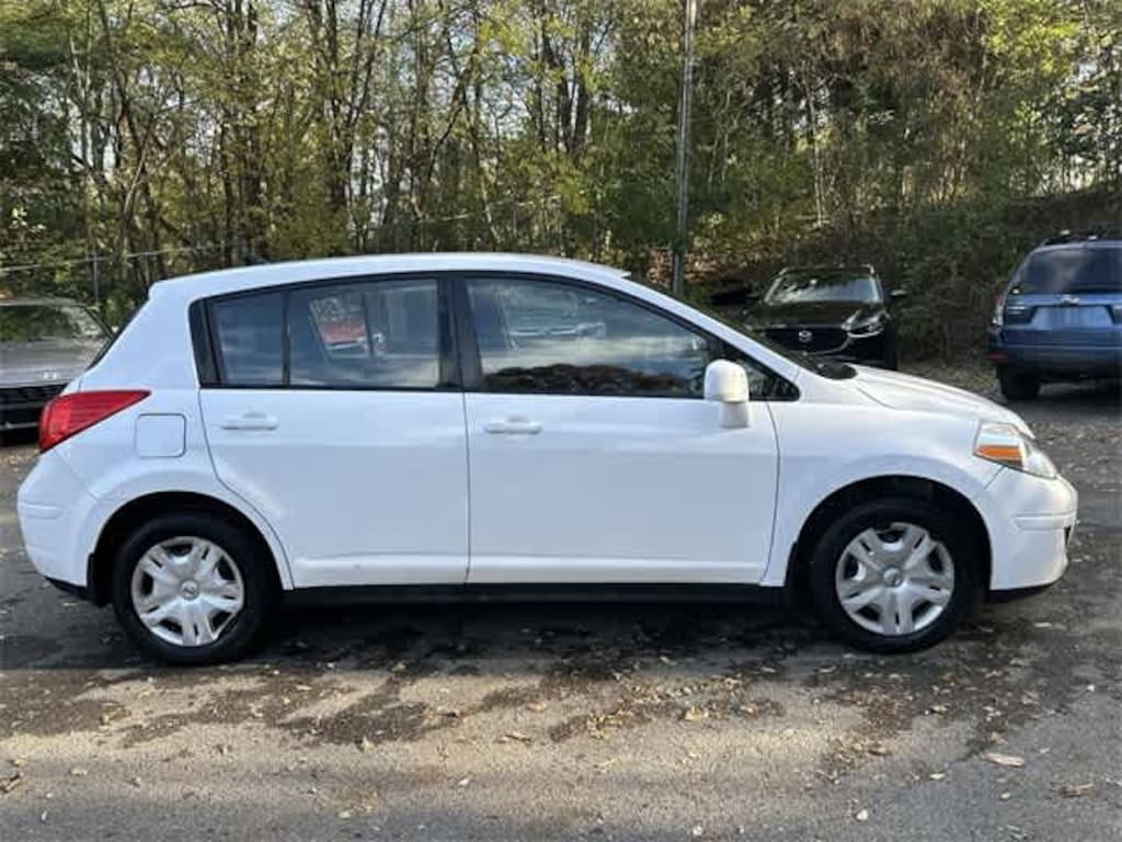 Used 2011 Nissan Versa 1.8S Hatchback