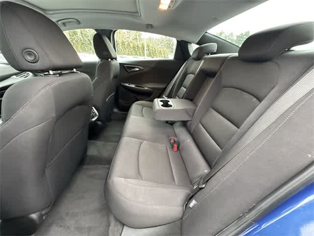 Thumbnail: 2023 Chevrolet Malibu - 19