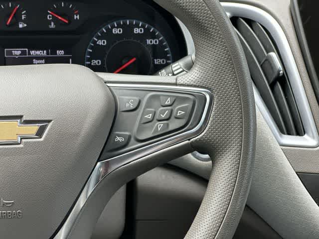 Thumbnail: 2023 Chevrolet Malibu - 9