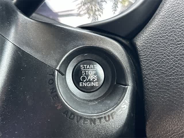Thumbnail: 2017 Jeep Renegade - 10