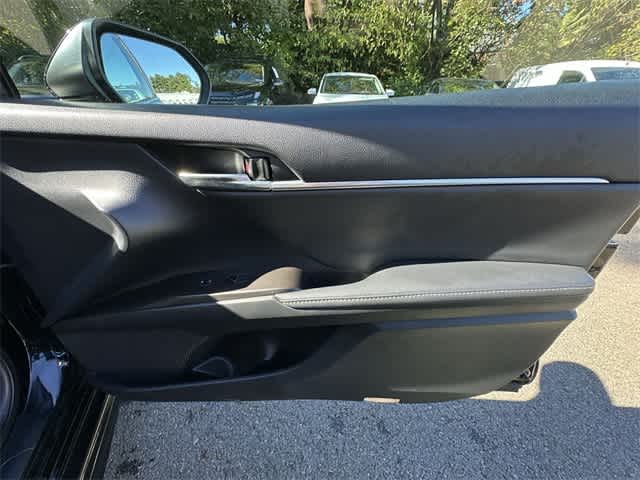 Thumbnail: 2023 Toyota Camry - 21