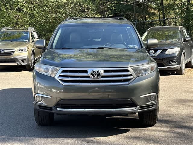 Thumbnail: 2013 Toyota Highlander - 21