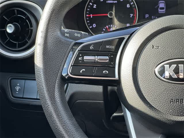 Thumbnail: 2020 Kia Forte - 8