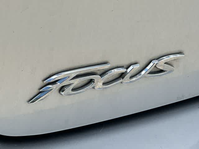 Thumbnail: 2016 Ford Focus - 15
