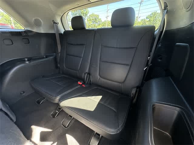 Thumbnail: 2012 Kia Sorento - 33