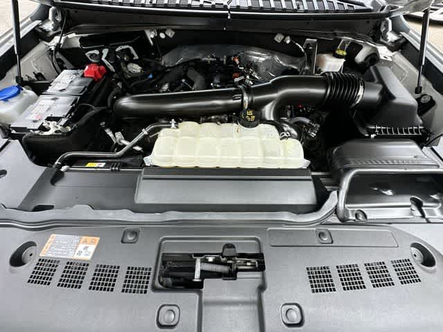 Thumbnail: 2024 Lincoln Navigator - 29