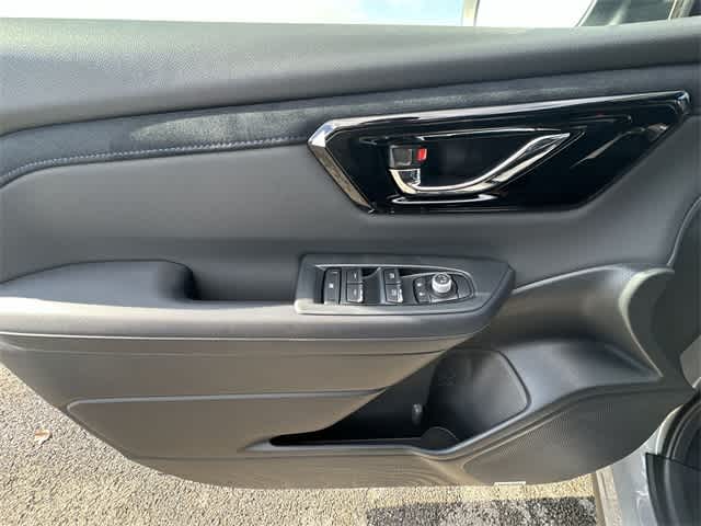 Thumbnail: 2025 Subaru Forester - 18