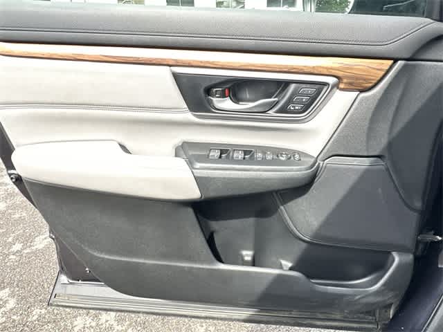 2018 Honda CR-V Touring 18