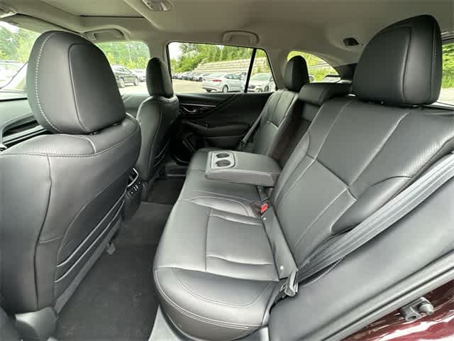 2025 Subaru Outback Touring 19