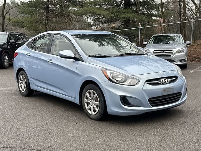 Thumbnail: 2014 Hyundai Accent - 16