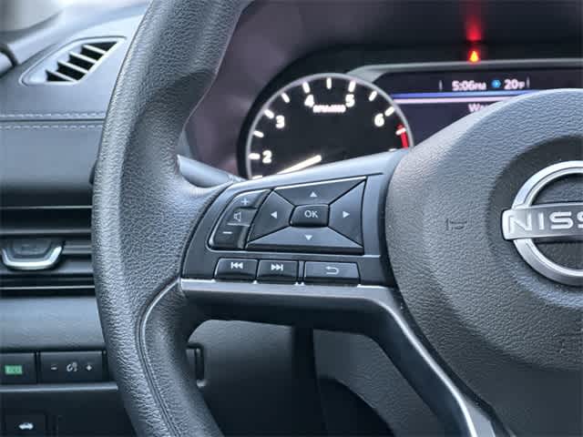 Thumbnail: 2024 Nissan Sentra - 8