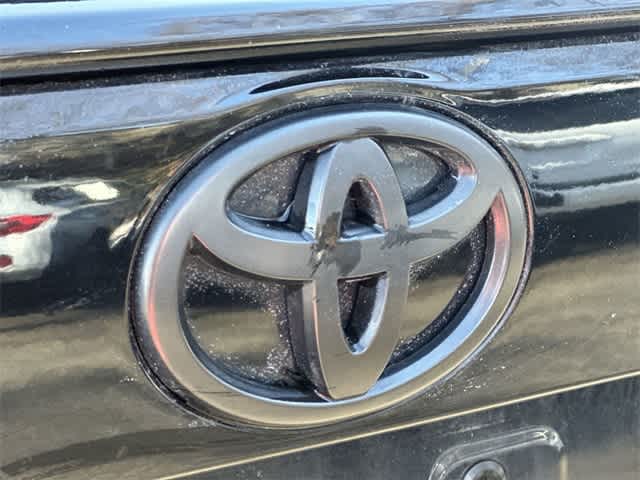 Thumbnail: 2021 Toyota RAV4 - 18