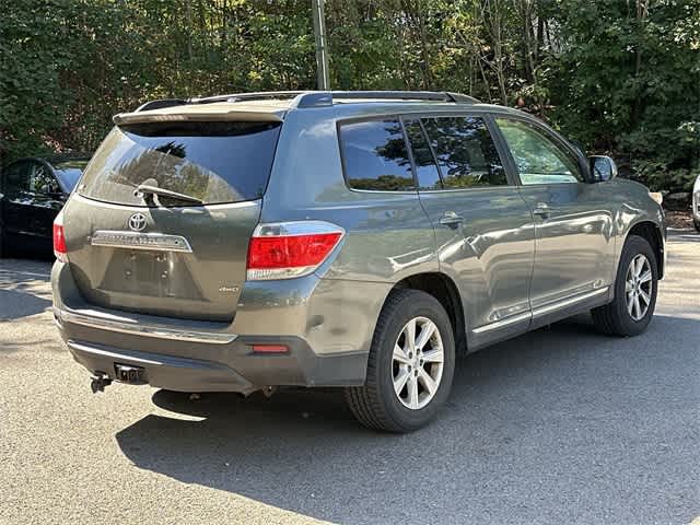 Thumbnail: 2013 Toyota Highlander - 24