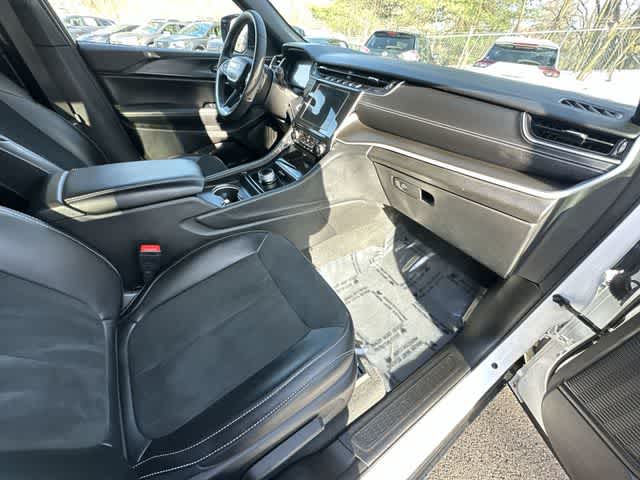 Thumbnail: 2025 Jeep Grand Cherokee - 20