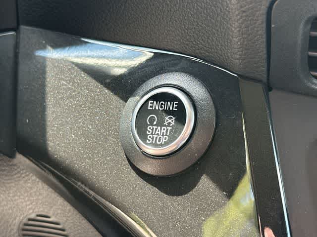 Thumbnail: 2019 Ford Escape - 11
