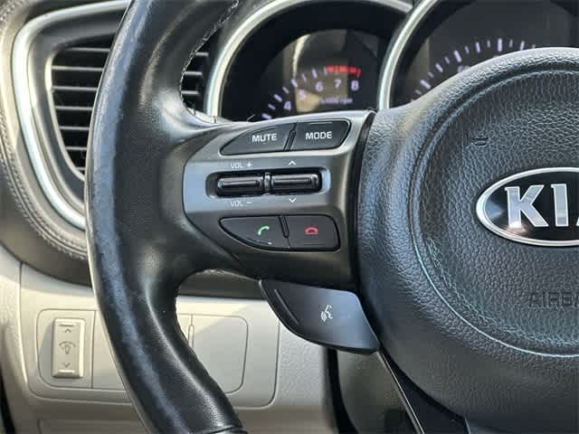 Thumbnail: 2015 Kia Optima - 9