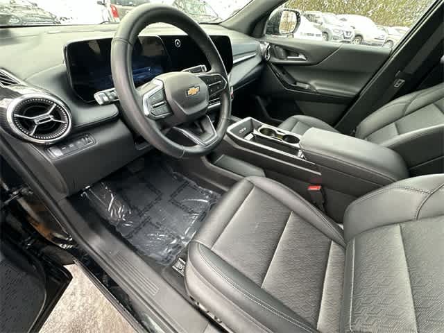 Thumbnail: 2025 Chevrolet Equinox - 17