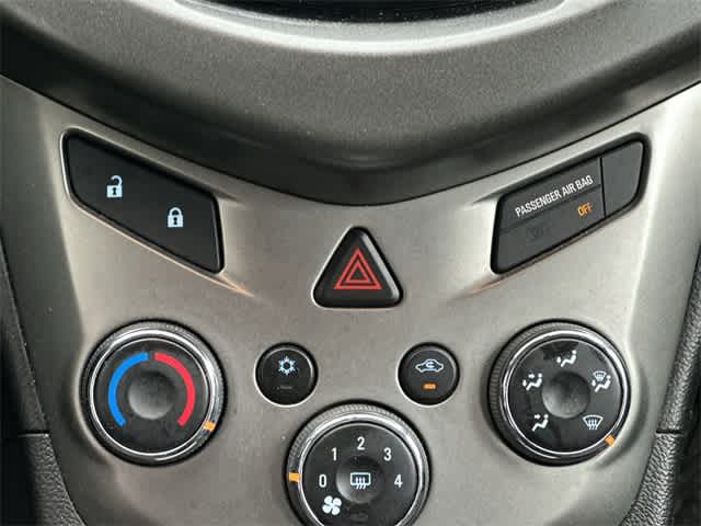 Thumbnail: 2015 Chevrolet Sonic - 12