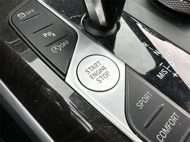 Thumbnail: 2020 BMW 3 Series - 10