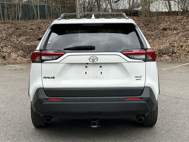 Thumbnail: 2020 Toyota RAV4 - 4