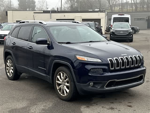 Thumbnail: 2016 Jeep Cherokee - 21