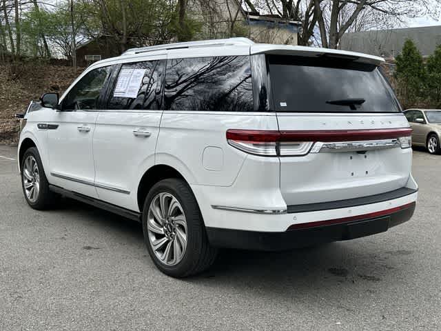 Thumbnail: 2024 Lincoln Navigator - 34