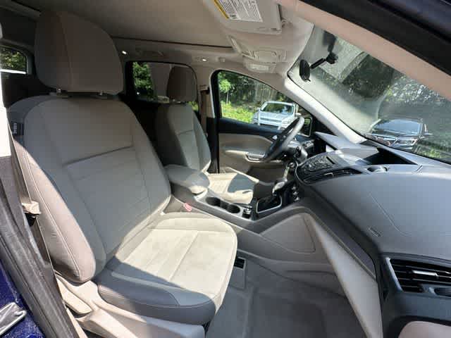 Thumbnail: 2013 Ford Escape - 19