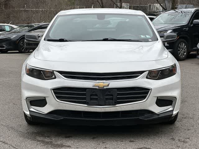 Thumbnail: 2017 Chevrolet Malibu - 18