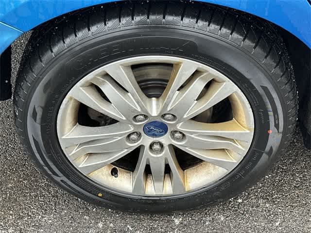 Thumbnail: 2012 Ford Focus - 21