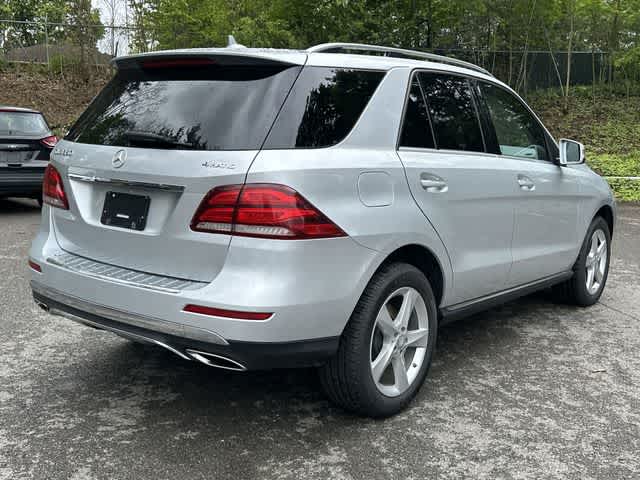 Thumbnail: 2016 Mercedes-Benz GLE - 30