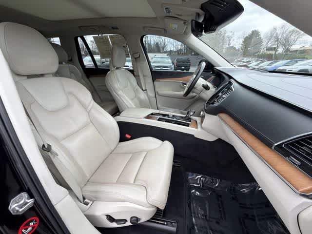 Thumbnail: 2018 Volvo XC90 - 23