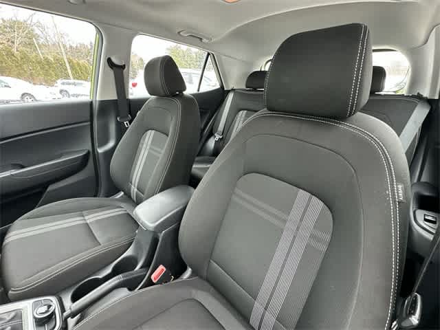 Thumbnail: 2023 Hyundai Venue - 15