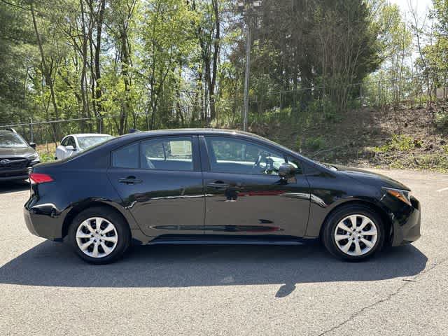 Thumbnail: 2024 Toyota Corolla - 3