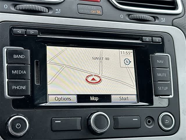 Thumbnail: 2012 Volkswagen Eos - 13