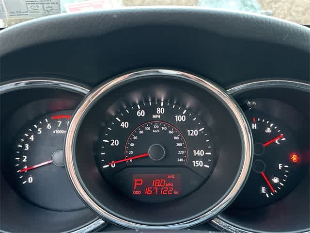 Thumbnail: 2011 Kia Sorento - 6