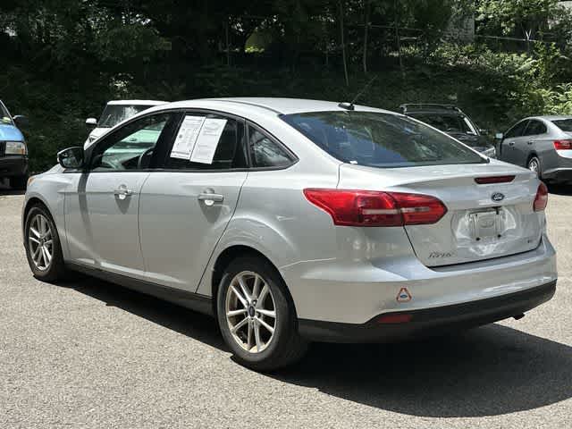 Thumbnail: 2016 Ford Focus - 19