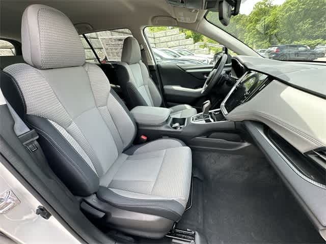 2025 Subaru Outback Premium 19