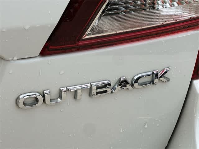 2015 Subaru Outback Limited 29