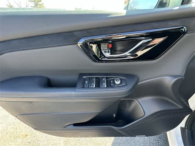 Thumbnail: 2026 Subaru Forester - 18