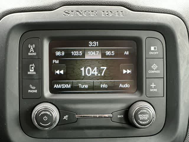 Thumbnail: 2016 Jeep Renegade - 10