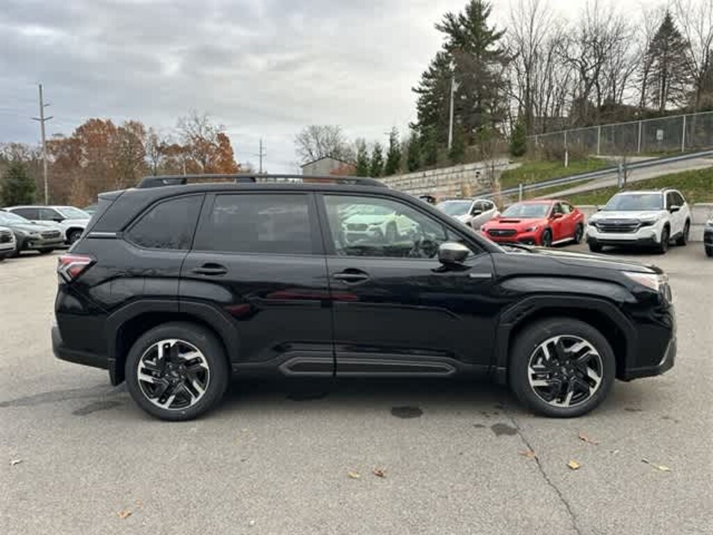 New 2025 Subaru Forester Hybrid Limited SUV