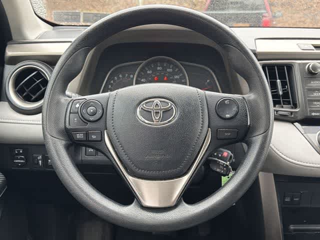 Thumbnail: 2013 Toyota RAV4 - 8