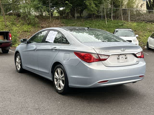 Thumbnail: 2012 Hyundai Sonata - 21