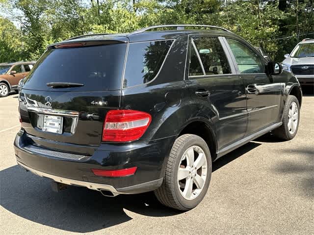 Used 2009 Mercedes-Benz M-Class ML350 with VIN 4JGBB86E59A443526 for sale in Pittsburgh, PA