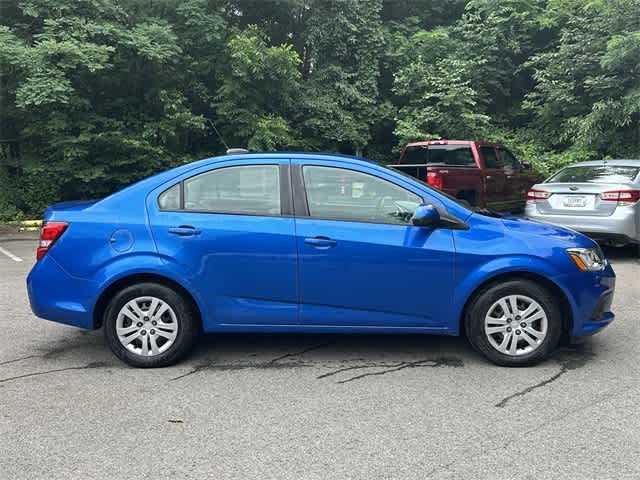 Thumbnail: 2017 Chevrolet Sonic - 3