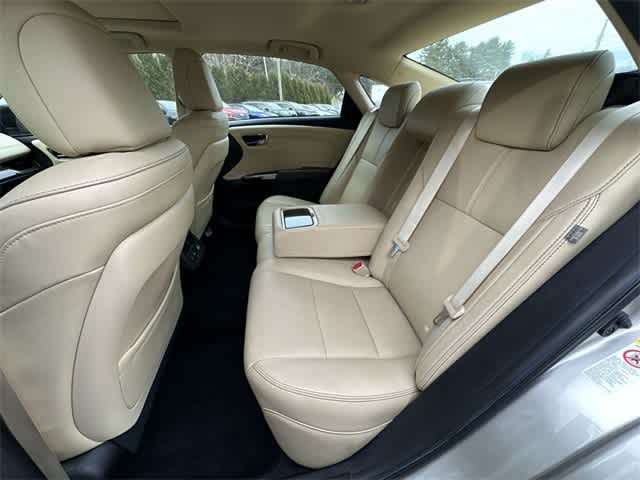 Thumbnail: 2014 Toyota Avalon - 18